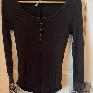 Free People Women’s S Blackish Long Sleeve Henley Top